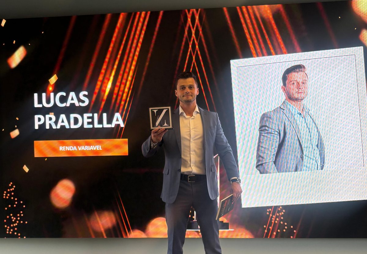 Lucas Pradella no palco — Renda Variável
